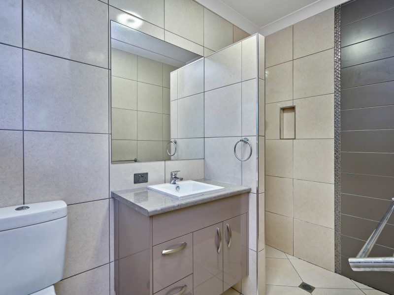 1 Megalong Close, Smithfield QLD 4878