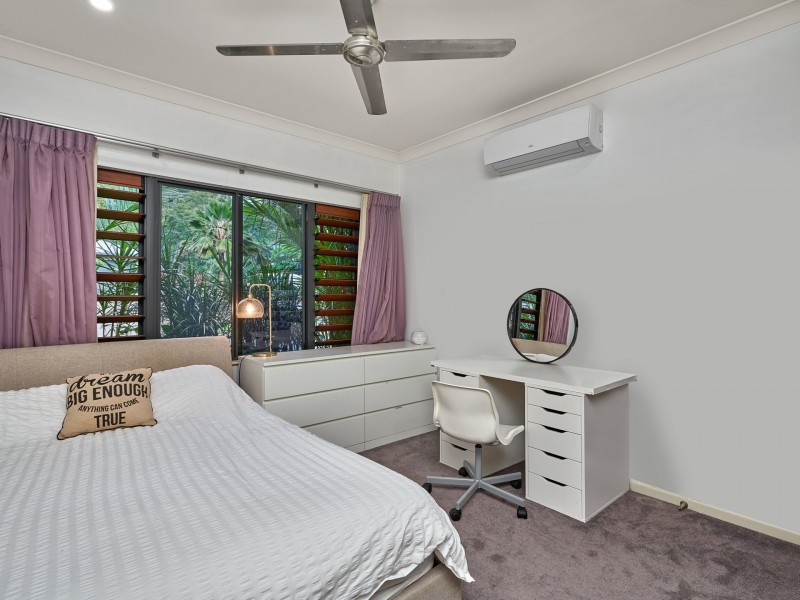 1 Megalong Close, Smithfield QLD 4878