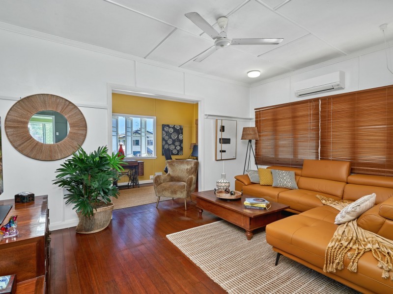 23 Jones Street, Westcourt QLD 4870