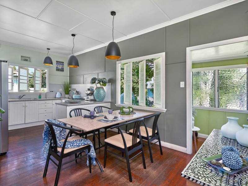 23 Jones Street, Westcourt QLD 4870