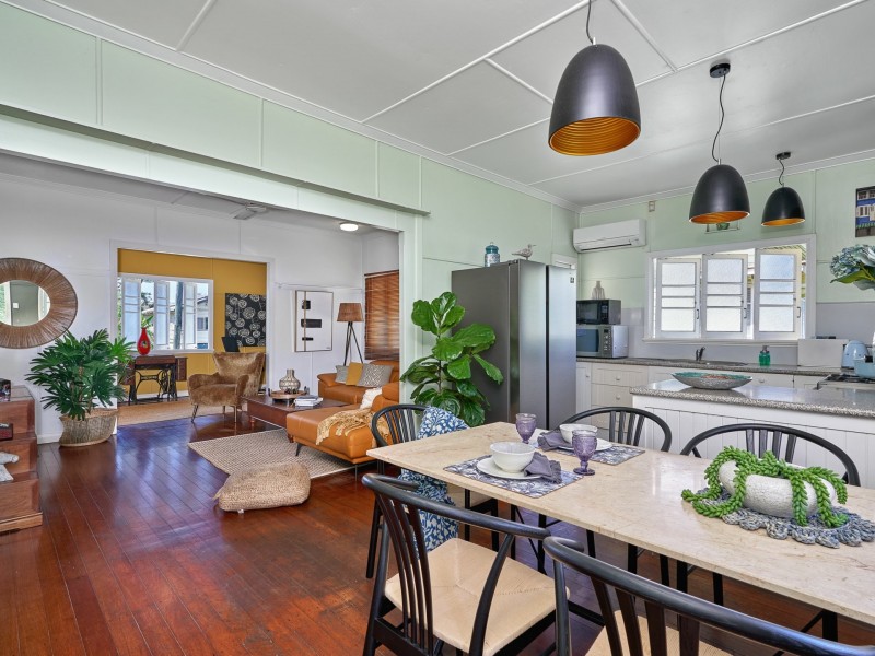 23 Jones Street, Westcourt QLD 4870