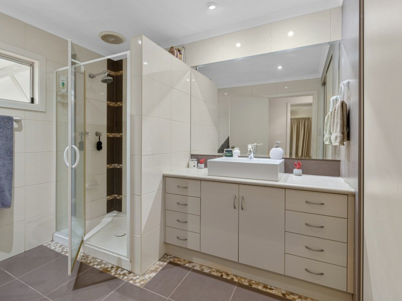 548a Palmerston Highway, Pin Gin Hill QLD 4860