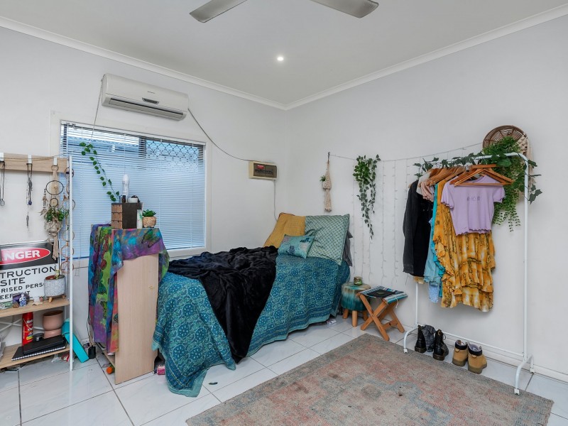 1/84 Mayers Street, Manunda QLD 4870