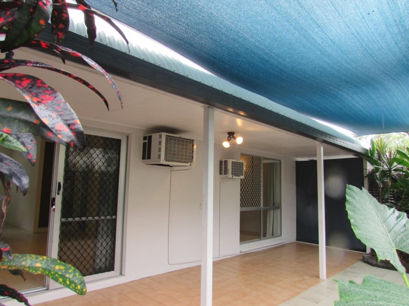 2/509 Varley St, Yorkeys Knob QLD 4878