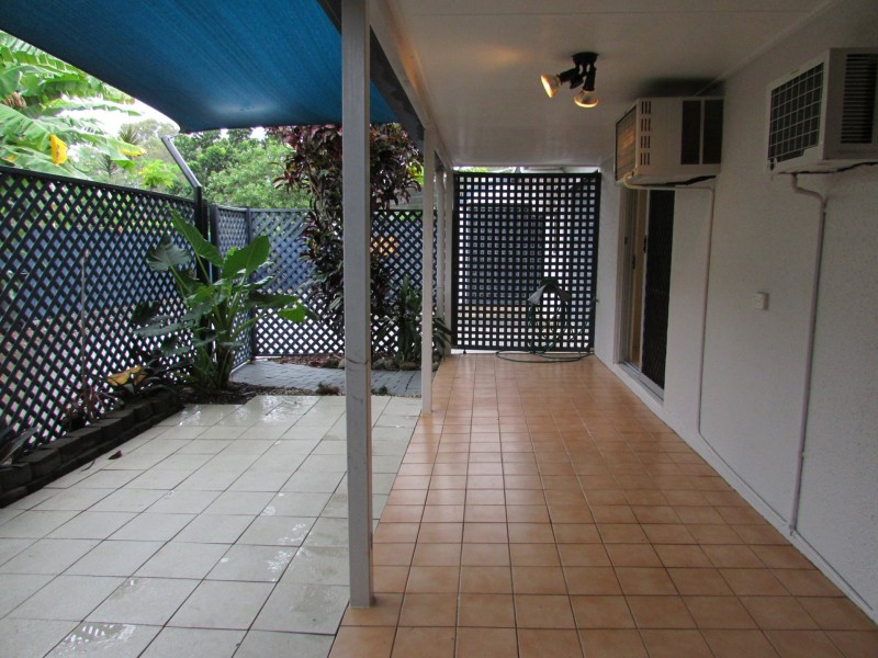 2/509 Varley St, Yorkeys Knob QLD 4878