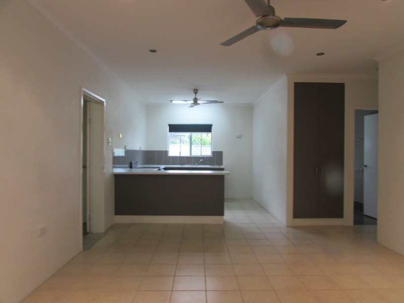 2/509 Varley St, Yorkeys Knob QLD 4878