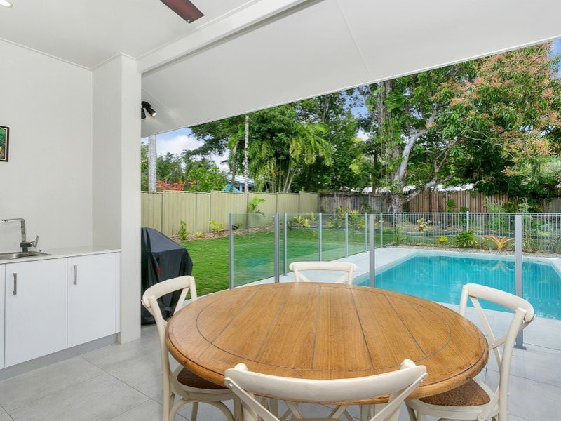 95 Upolu Esplanade, Clifton Beach QLD 4879