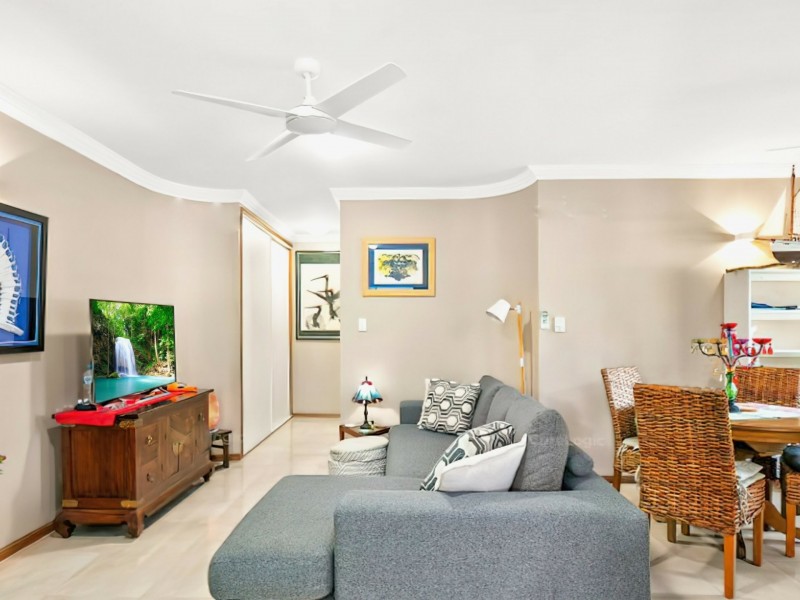 8/34 Oliva Street, Palm Cove QLD 4879