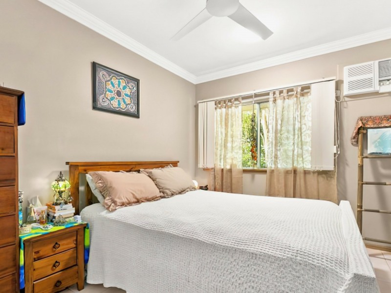 8/34 Oliva Street, Palm Cove QLD 4879