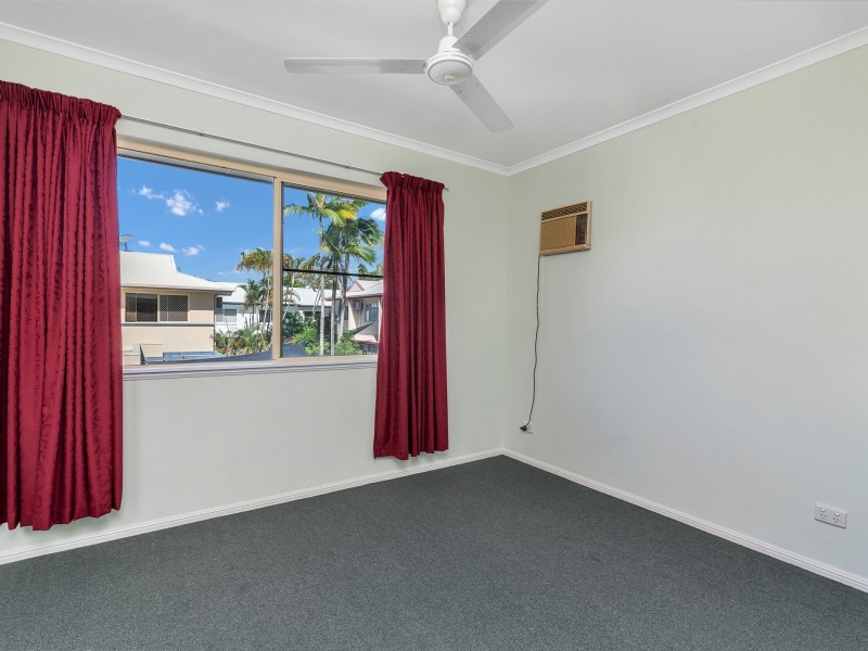 4/19 Rutherford Street, Yorkeys Knob QLD 4878