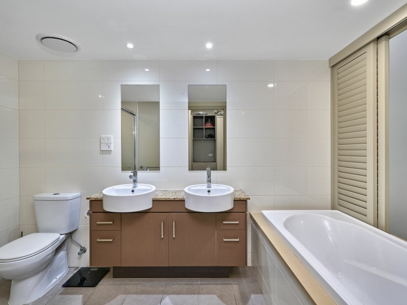 216/57-65 Paradise Palms Drive, Kewarra Beach QLD 4879