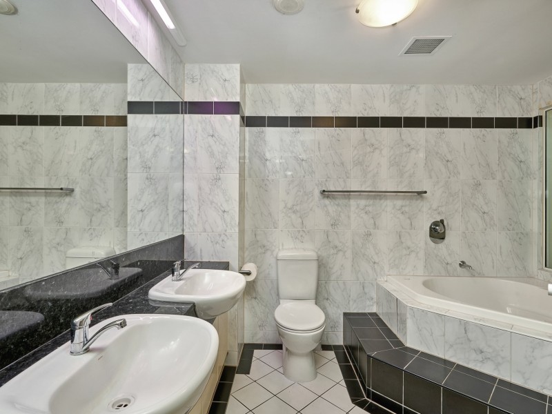 3/2 Deauville Close, Yorkeys Knob QLD 4878