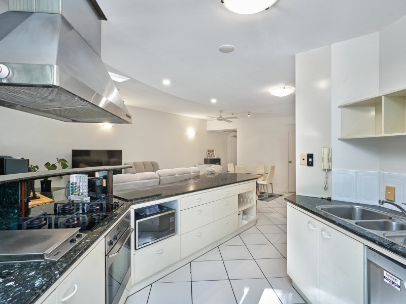 3/2 Deauville Close, Yorkeys Knob QLD 4878