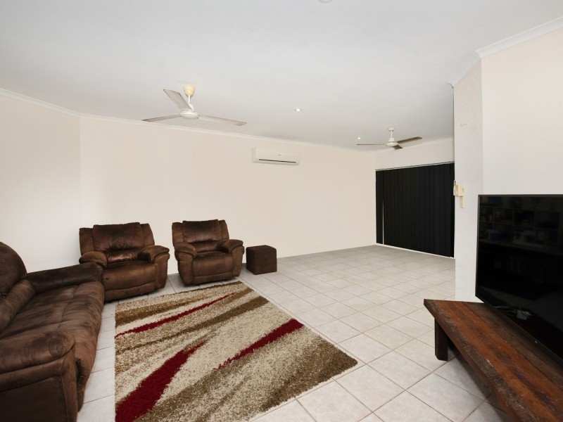 3 Lamb Street, Smithfield QLD 4878