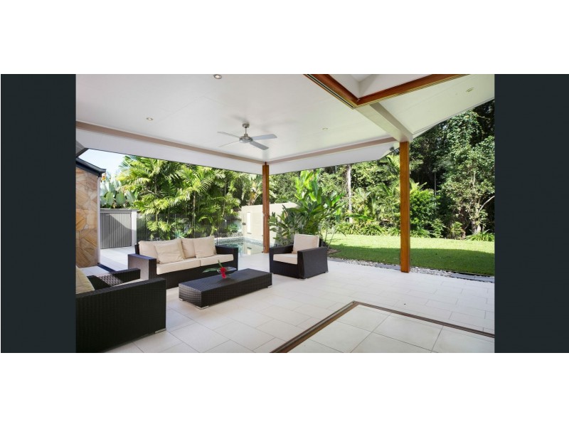 21 Aurelia Road, Palm Cove QLD 4879