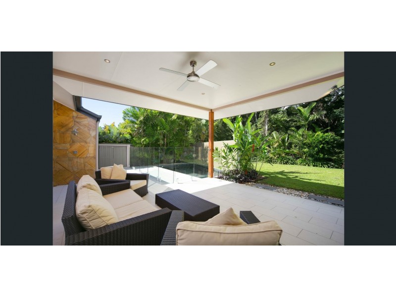 21 Aurelia Road, Palm Cove QLD 4879