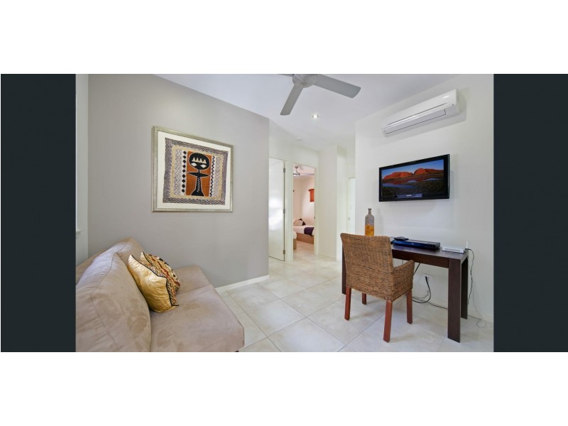 21 Aurelia Road, Palm Cove QLD 4879