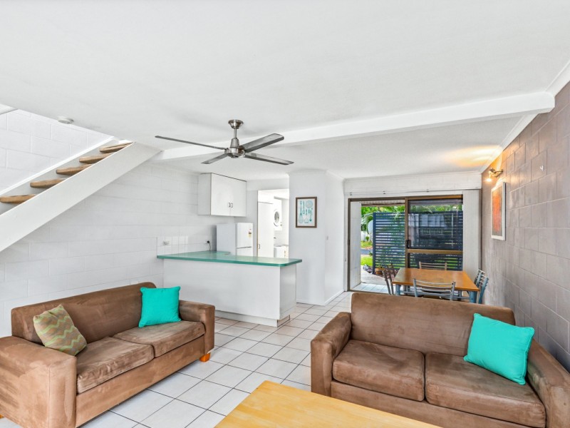 2/493-495 Varley Street, Yorkeys Knob QLD 4878