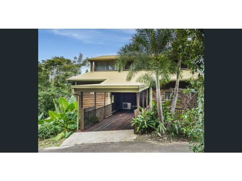 5 RAY ST, Yorkeys Knob QLD 4878