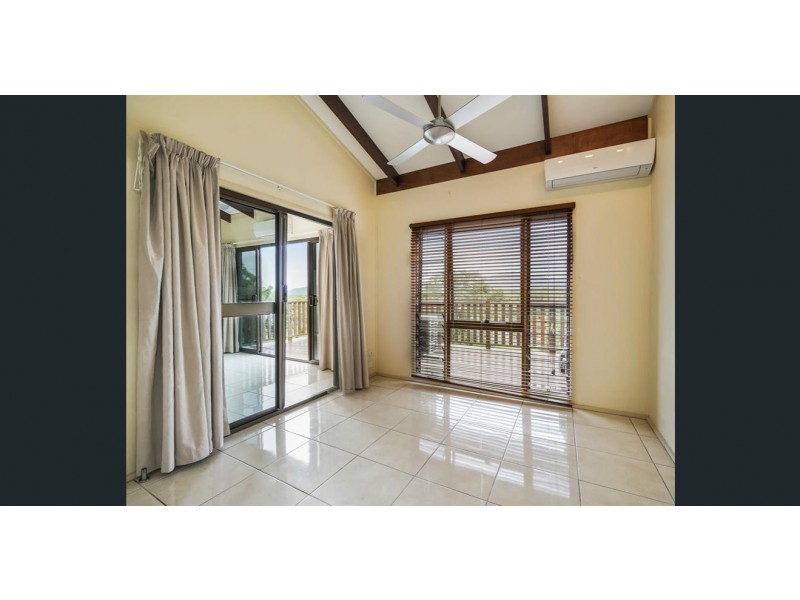 5 RAY ST, Yorkeys Knob QLD 4878