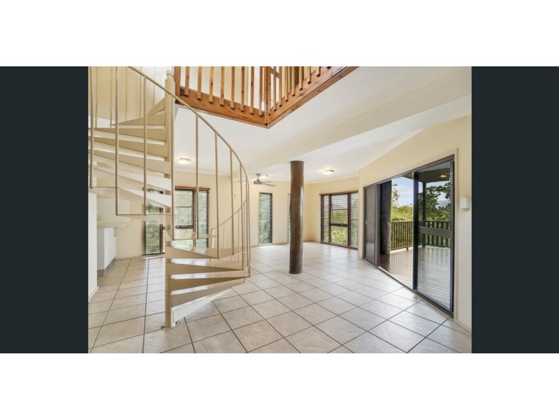 5 RAY ST, Yorkeys Knob QLD 4878