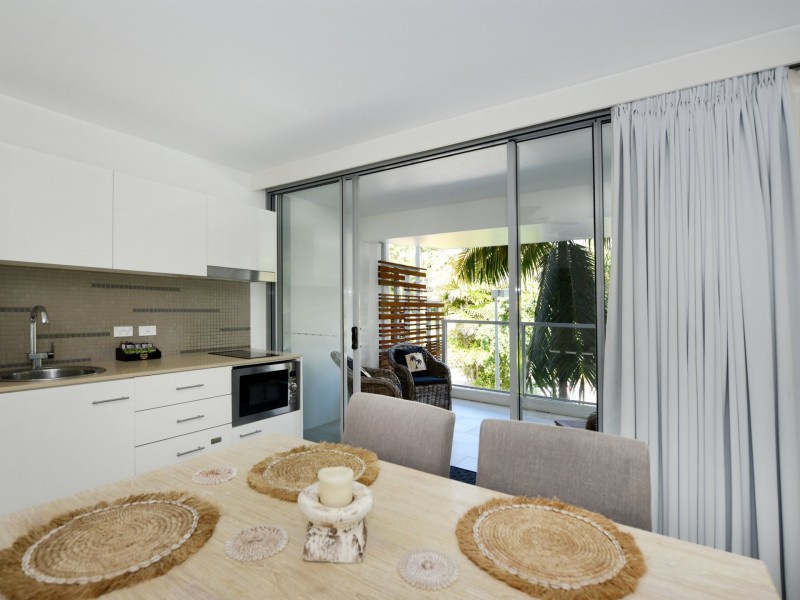 2208/2-22 Veivers Road, Palm Cove QLD 4879