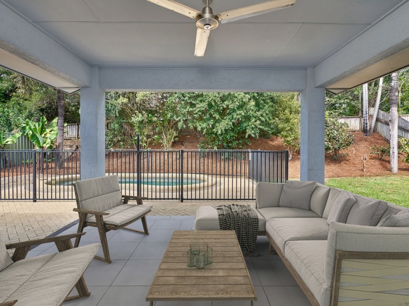 27 Castor Street, Clifton Beach QLD 4879