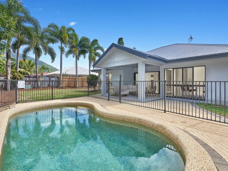 27 Castor Street, Clifton Beach QLD 4879