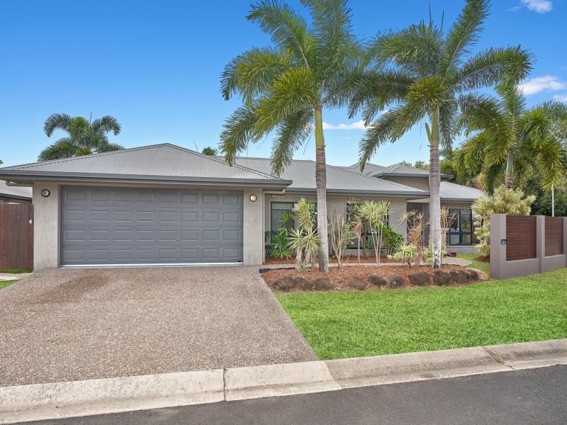 21 Norwood Crescent, Trinity Park QLD 4879