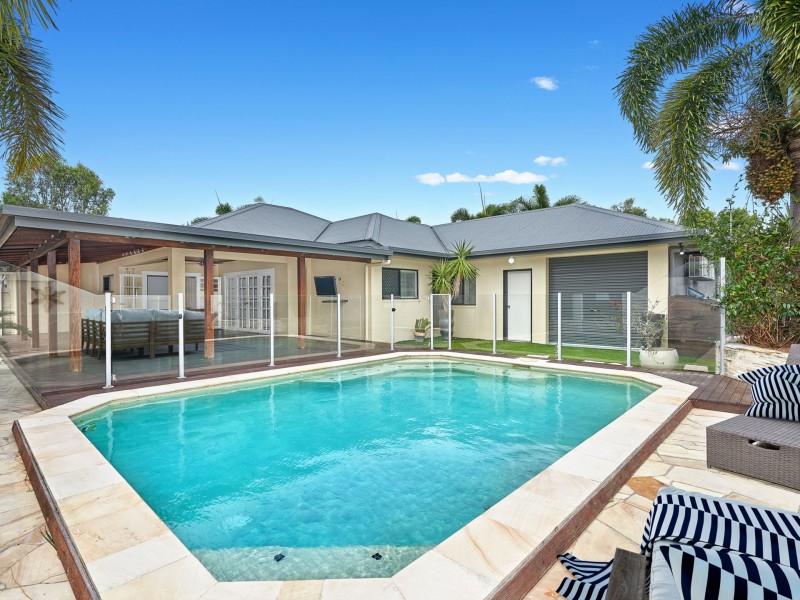 21 Norwood Crescent, Trinity Park QLD 4879