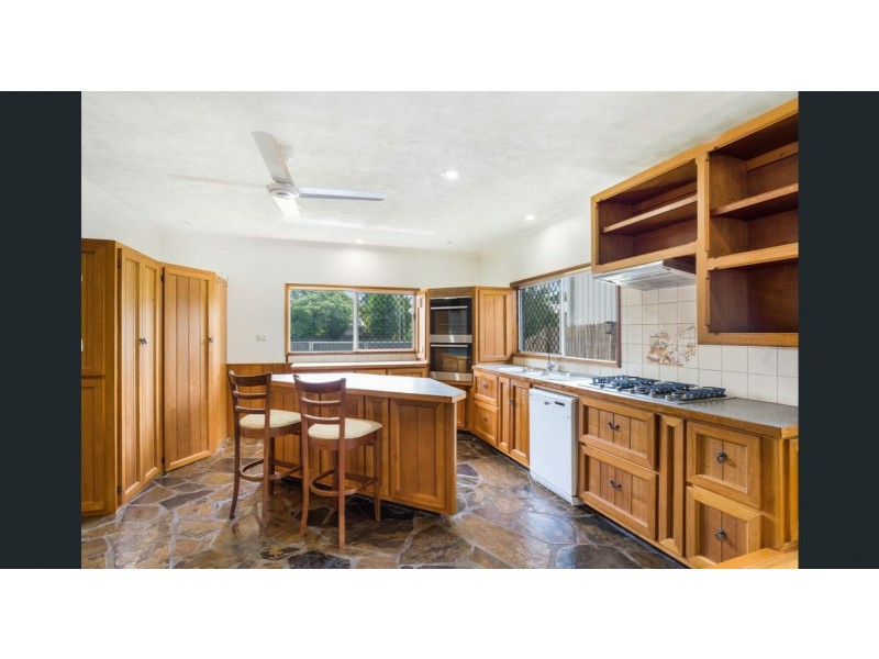 17 Kitava Street, Trinity Beach QLD 4879