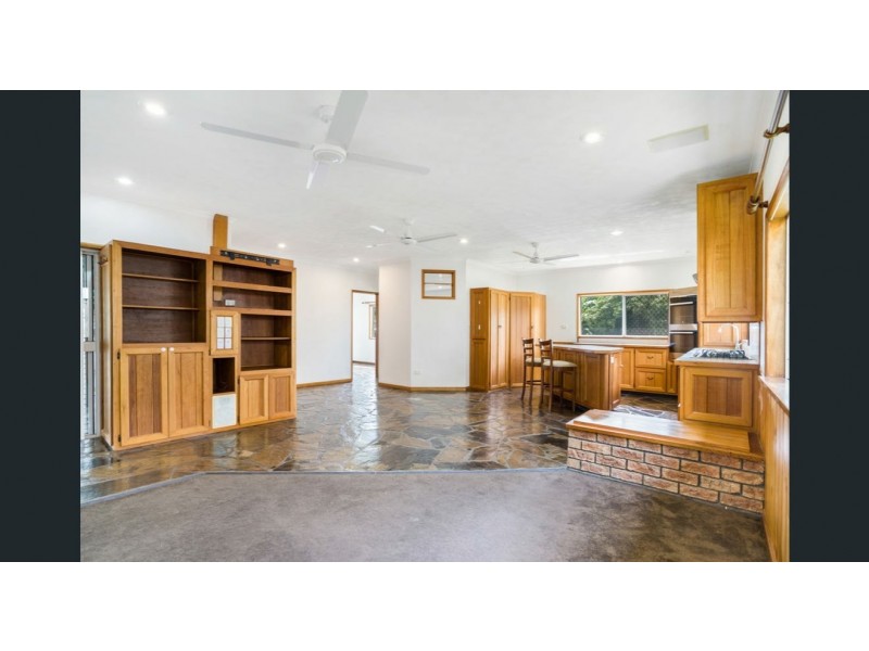 17 Kitava Street, Trinity Beach QLD 4879