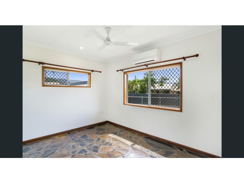 17 Kitava Street, Trinity Beach QLD 4879
