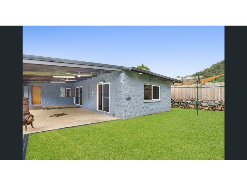 17 Kitava Street, Trinity Beach QLD 4879