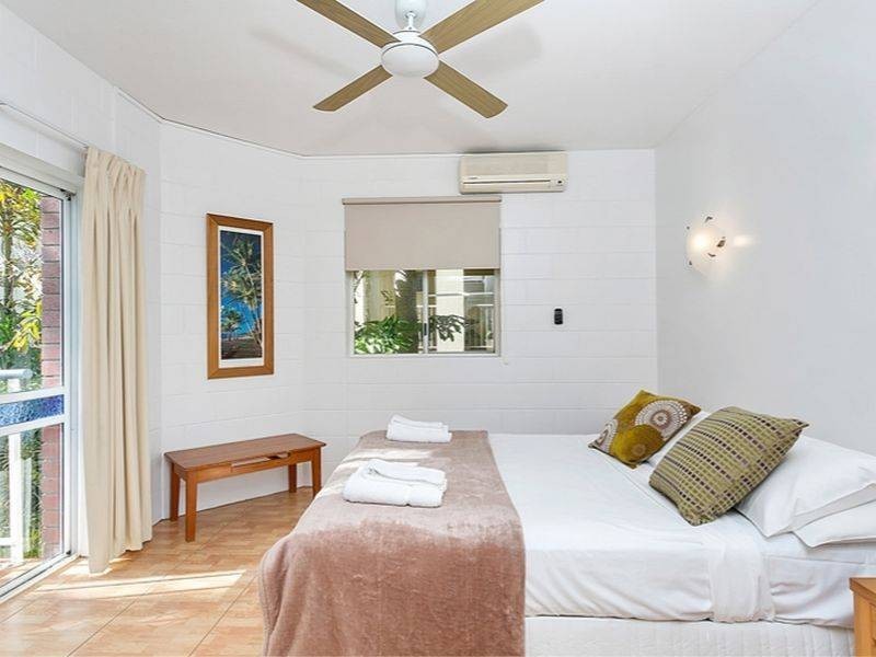 1/79 Arlington Esplanade, Clifton Beach QLD 4879