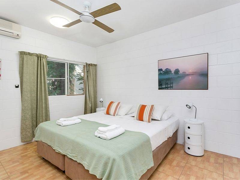 1/79 Arlington Esplanade, Clifton Beach QLD 4879