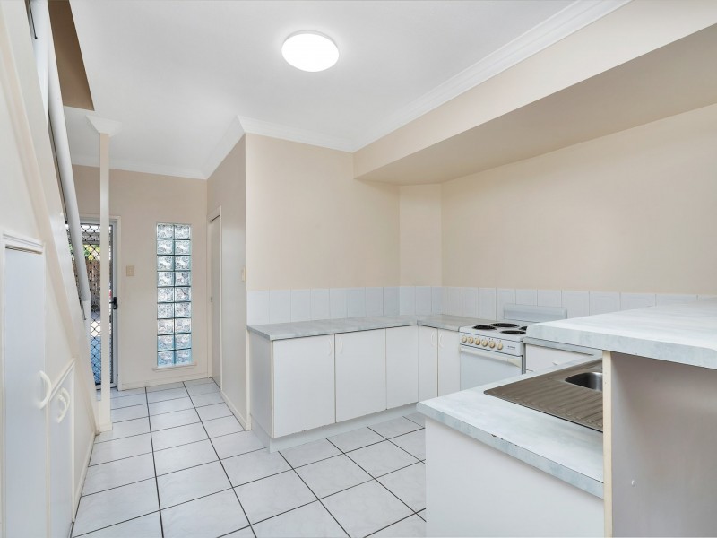 2/43-45 Rutherford Street, Yorkeys Knob QLD 4878