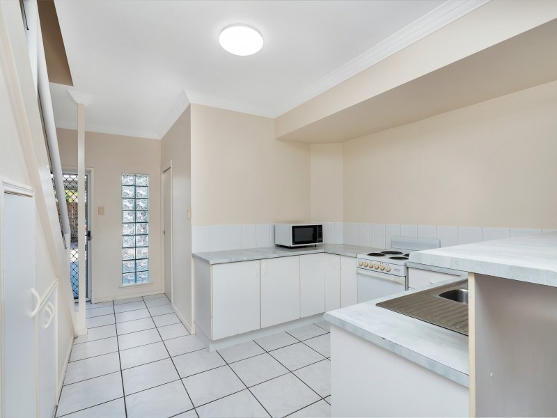 2/43-45 Rutherford Street, Yorkeys Knob QLD 4878