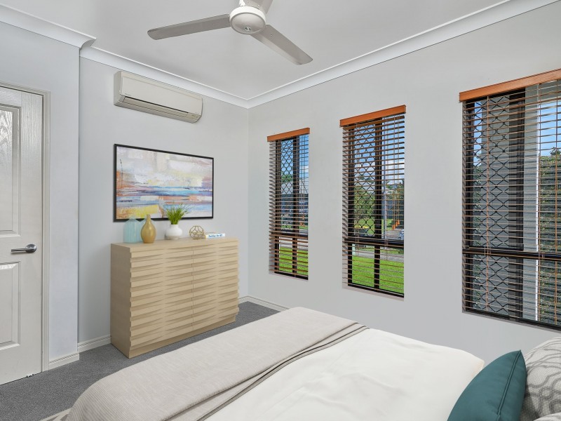 10 Liontown Way, Trinity Park QLD 4879