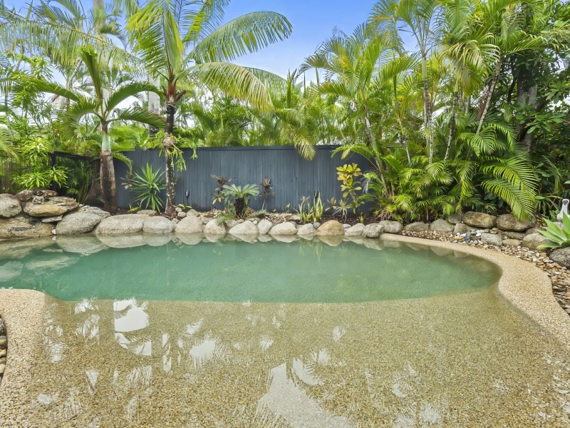 13 Ilse Cls, Clifton Beach QLD 4879