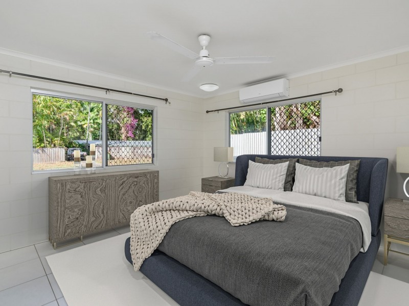 20 Golf Street, Yorkeys Knob QLD 4878