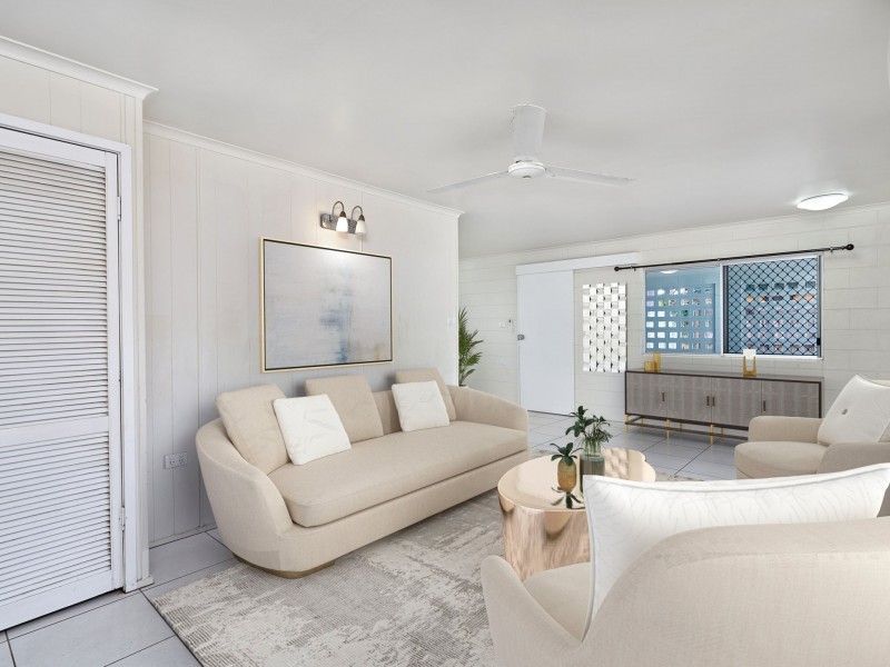 20 Golf Street, Yorkeys Knob QLD 4878