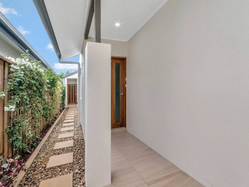 95 Cascade Boulevard, Palm Cove QLD 4879