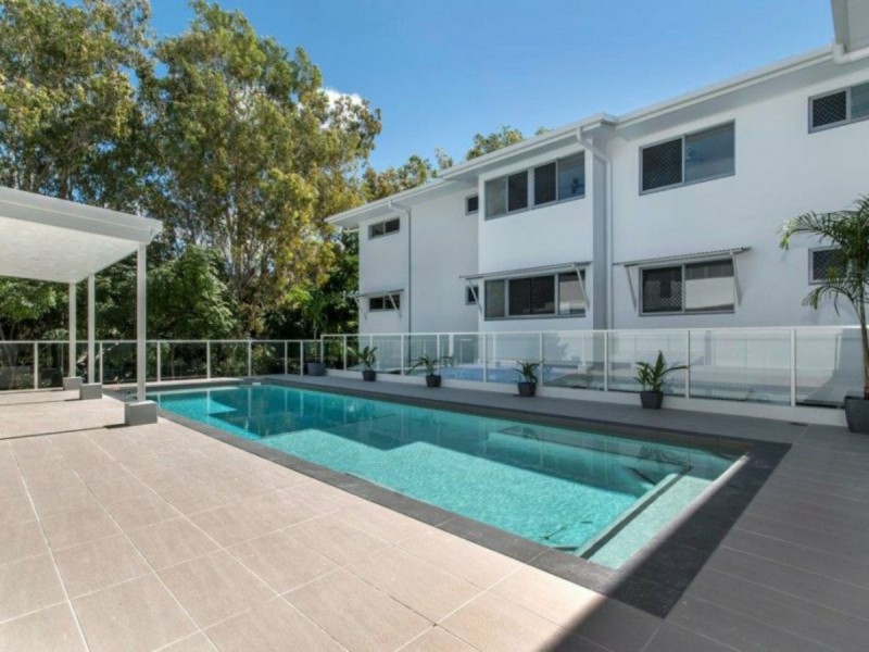 2/43 Sims Esplanade, Yorkeys Knob QLD 4878