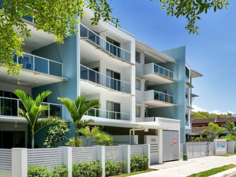 2/43 Sims Esplanade, Yorkeys Knob QLD 4878