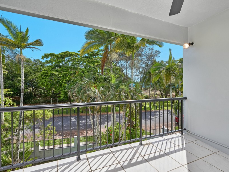 6/57 Sims Esplanade, Yorkeys Knob QLD 4878