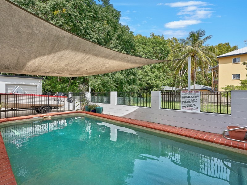 6/57 Sims Esplanade, Yorkeys Knob QLD 4878