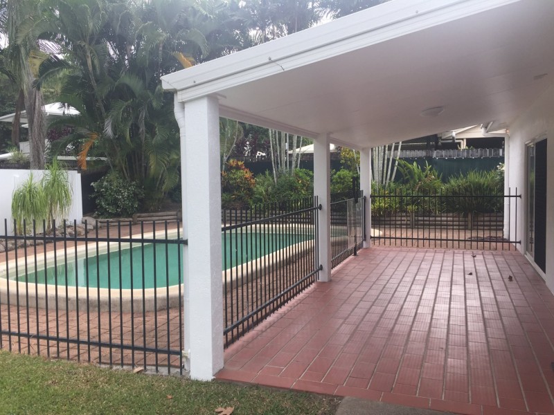 1 Toolong Close, Smithfield QLD 4878