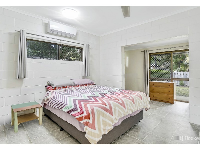 405 Varley Street, Yorkeys Knob QLD 4878