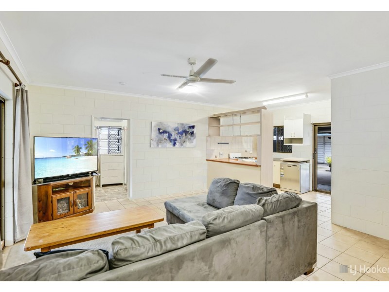 405 Varley Street, Yorkeys Knob QLD 4878